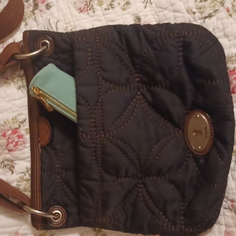 PRICE DROP TODAY🥀 👜🥀CUTE FOSSIL PURSE - Picture 3 of 8
